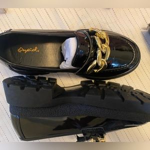 Frankie Loafers 🖤